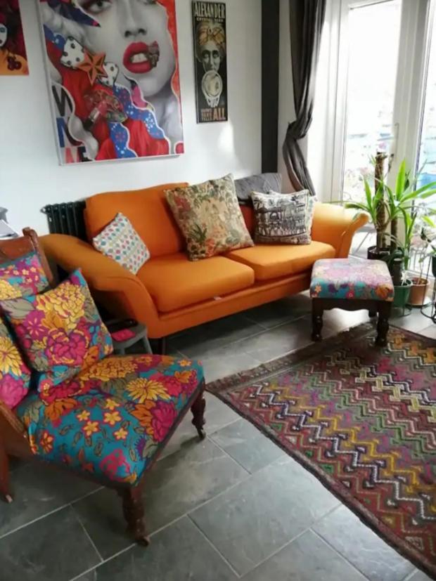 Quirky House In Apartment